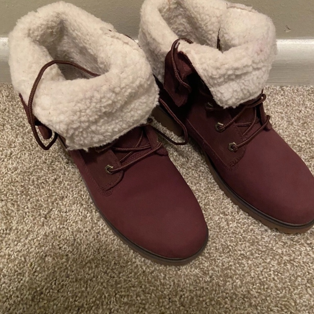 Timberland Brown and Cream Winter Boots with Cozy Lining